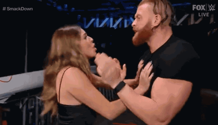 Aalyah Mysterio not happy with Murphy for helping Seth Rollins on WWE SmackDown