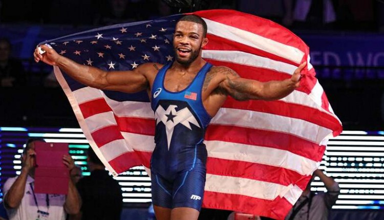 Burroughs Prevails in FloWrestling Main Event