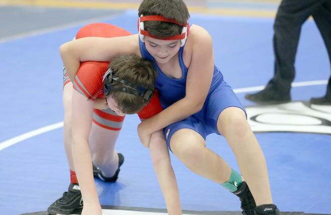 LSE seventh grader Jack Hamblen finished 1-1 on the night in the Pirates season opener against Mexico, Fatima and Eldon last Thursday at the Windsor gymnasium at Boonville High School. The Pirates won a total of five matches on the night.