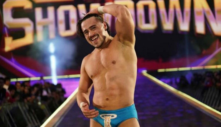 PHOTO: Angel Garza Shows Off His New Look + More