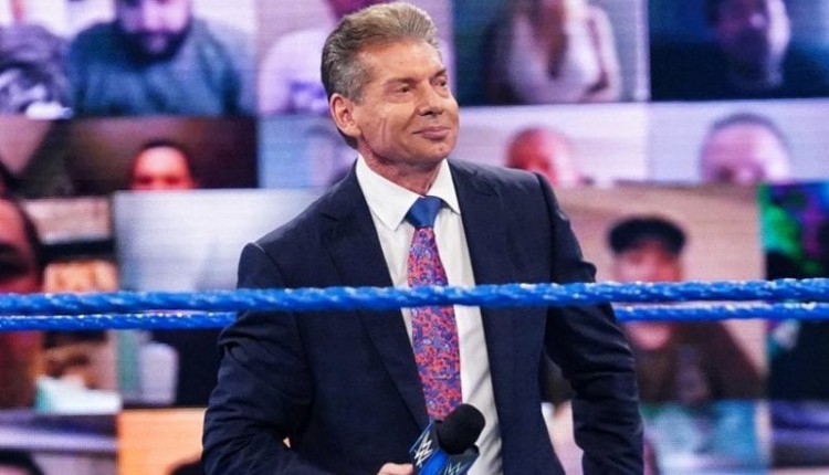 Vince McMahon has changed plans to give a singles push to a WWE Raw star