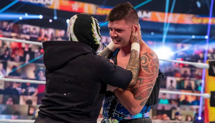 WWE Employees Hand Out Free Meals, WWE Network Wins Award, 2020 WWE Superstar Debuts