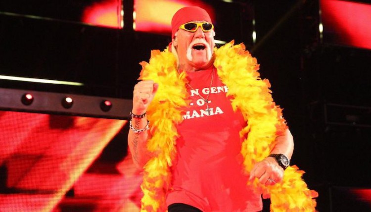 Hulk Hogan shows off his new car