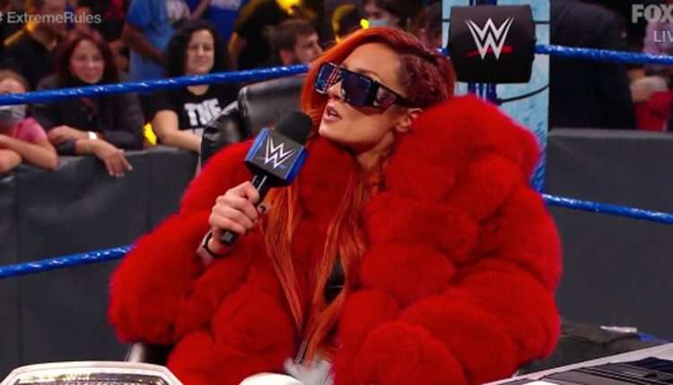 Becky Lynch confronts fan who calls her a derogatory name at WWE Supershow -