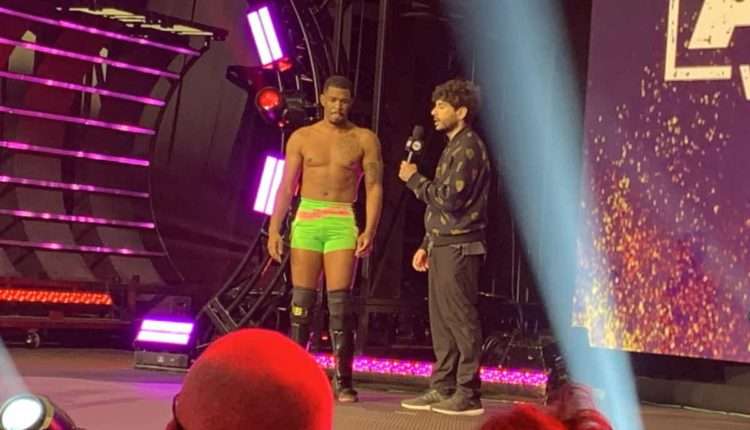 Tony Khan offers a contract to a top independent wrestler during AEW Dark: Elevation tapings -